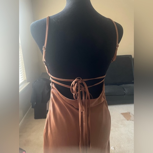 NEW - Brown Solid Tie Backless Cami mini Dress - Picture 10 of 10